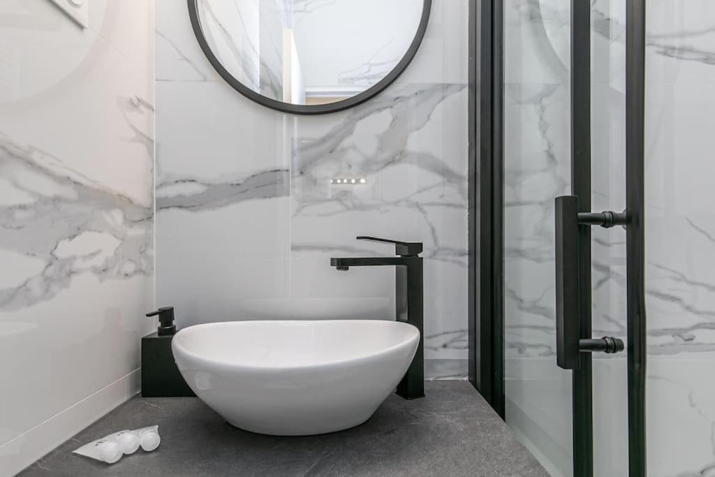 Mba Splendide Appart - Le Raincy - Banlieue Paris Villemomble Exterior foto